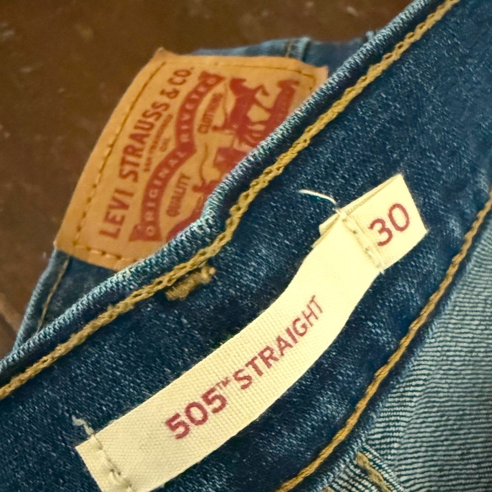 Levi's 505 Straight Medium Wash Stretchy Blue Jeans Women's 10L (W30 / L34) - Picture 2 of 9